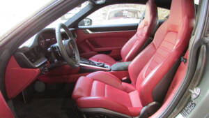 Image 12/20 of Porsche 911 Turbo (2022)