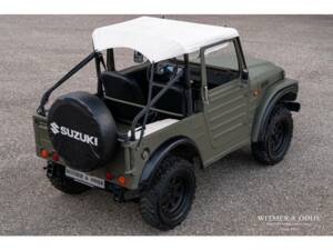Immagine 2/26 di Suzuki LJ 80 (1980)