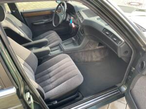 Afbeelding 10/26 van BMW 732i (1986)