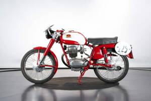Image 1/50 de Mondial 175 Turismo Veloce (1956)