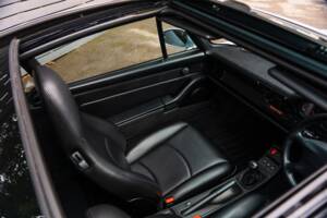 Image 26/60 of Porsche 911 Targa (1996)