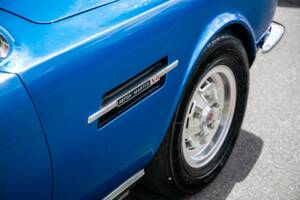 Image 24/43 de Aston Martin V8 (1974)