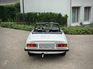 Image 24/95 of Alfa Romeo 2000 Spider Veloce (1980)