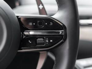 Bild 12/16 von Aston Martin DB12 (2023)