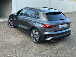 Image 3/6 of Audi S3 Sportback (2023)