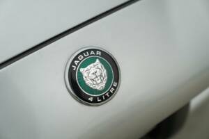 Imagen 29/50 de Jaguar XK8 4.0 (2000)