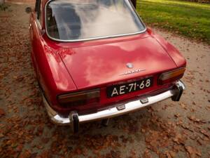 Image 11/28 of Alfa Romeo 2000 GT Veloce (1972)
