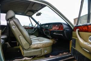 Bild 24/30 von Rolls-Royce Camargue (1979)