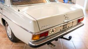 Afbeelding 4/19 van Mercedes-Benz 200 D (1968)