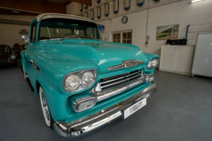 Bild 33/38 von Chevrolet Apache Stepside (1958)