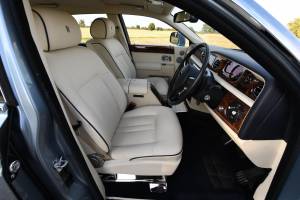 Image 26/50 of Rolls-Royce Phantom VII (2016)