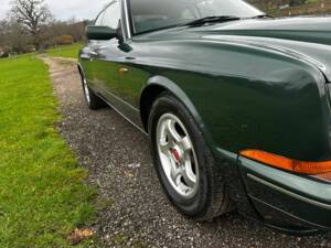 Bild 24/55 von Bentley Continental R (1992)