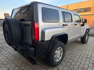 Bild 3/14 von Hummer H3 (2007)