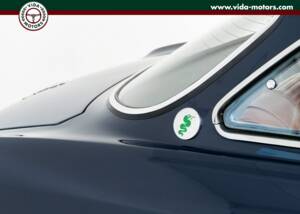 Image 3/15 of Alfa Romeo 2000 GT Veloce (1974)