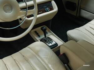 Bild 14/31 von Mercedes-Benz 280 SE 3,5 (1971)