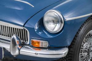 Bild 30/50 von MG MGC GT (1969)