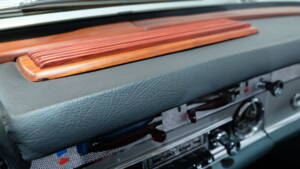 Image 29/35 of Mercedes-Benz 230 SL (1964)