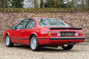 Bild 15/50 von BMW M6 (1988)