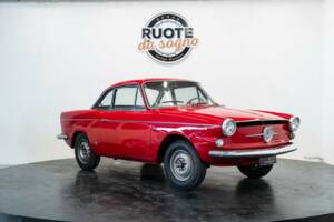 Image 2/22 of FIAT 750 Vignale Coupé (1964)