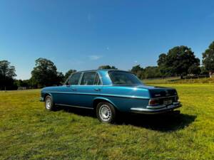 Image 8/57 de Mercedes-Benz 280 SE 3,5 (1972)
