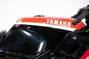 Image 30/50 of Yamaha FZ 750 (1986)