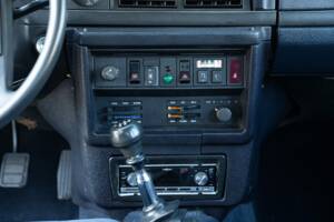 Bild 33/50 von Volvo 240 Diesel (1984)