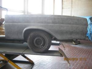 Image 72/81 of Mercedes-Benz 280 SE 3,5 (1970)