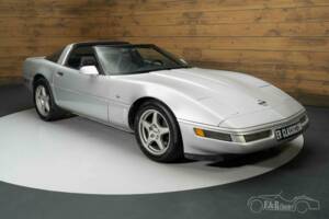 Image 4/19 of Chevrolet Corvette Collector Edition Convertible (1996)