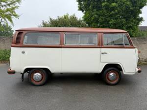 Bild 18/18 von Volkswagen T2b Kleinbus (1979)