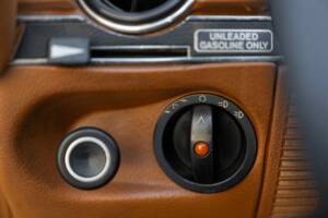 Image 46/50 de Mercedes-Benz 450 SL (1977)