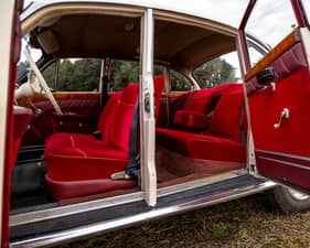 Afbeelding 11/19 van BMW 502 - 3.2 Litre (1961)