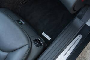 Image 34/86 de Mercedes-Benz SL 500 (2002)