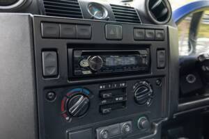 Image 39/43 of Land Rover Defender 90 (2010)