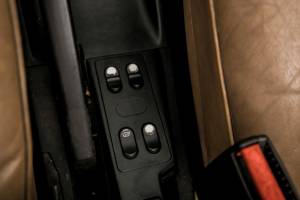 Image 44/50 of Saab 900 Turbo 16V (1990)