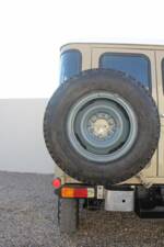 Image 5/8 of Toyota Land Cruiser FJ 40 (1979)