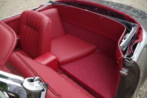 Image 12/50 of Mercedes-Benz 190 SL (1959)