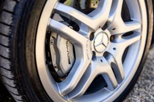 Image 16/50 of Mercedes-Benz CLK 55 AMG (2003)