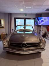 Image 4/36 of Mercedes-Benz 230 SL (1966)