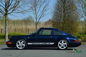 Imagen 2/50 de Porsche 911 Carrera 2 (1991)
