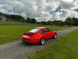 Bild 6/47 von Porsche 911 Carrera 4 (1990)