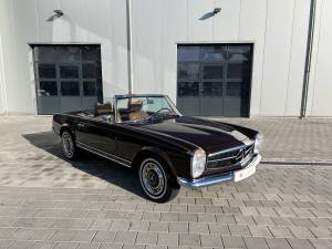 Image 3/19 of Mercedes-Benz 280 SL (1971)