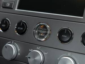 Bild 33/49 von Aston Martin V12 Vanquish S (2007)