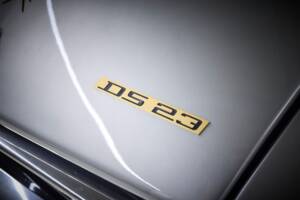 Image 27/92 of Citroën DS 23 Pallas (1975)