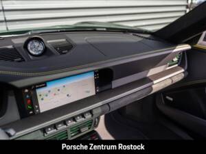Obraz 26/33 pojazdu Porsche 911 Carrera GTS (1900)