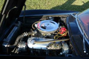 Immagine 24/35 di Chevrolet Corvette Sting Ray Convertible (1965)