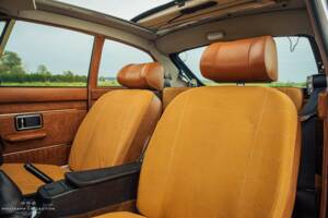Image 20/40 of MG MGB GT V8 (1973)