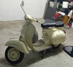 Image 11/13 of Piaggio Vespa 150 GL (1963)