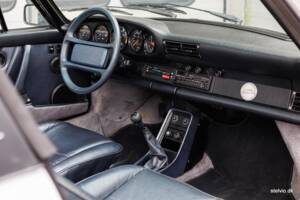 Image 28/44 de Porsche 911 Carrera 3.2 &quot;#250.000 911&quot; (1988)