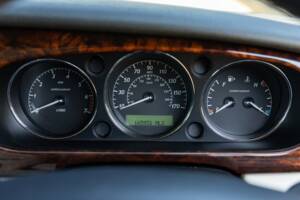 Image 19/43 of Jaguar XJR (2003)