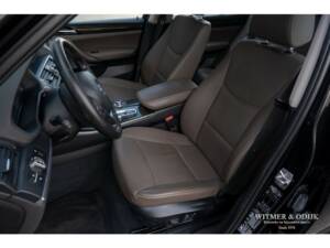 Bild 12/21 von BMW X3 xDrive35i (2011)